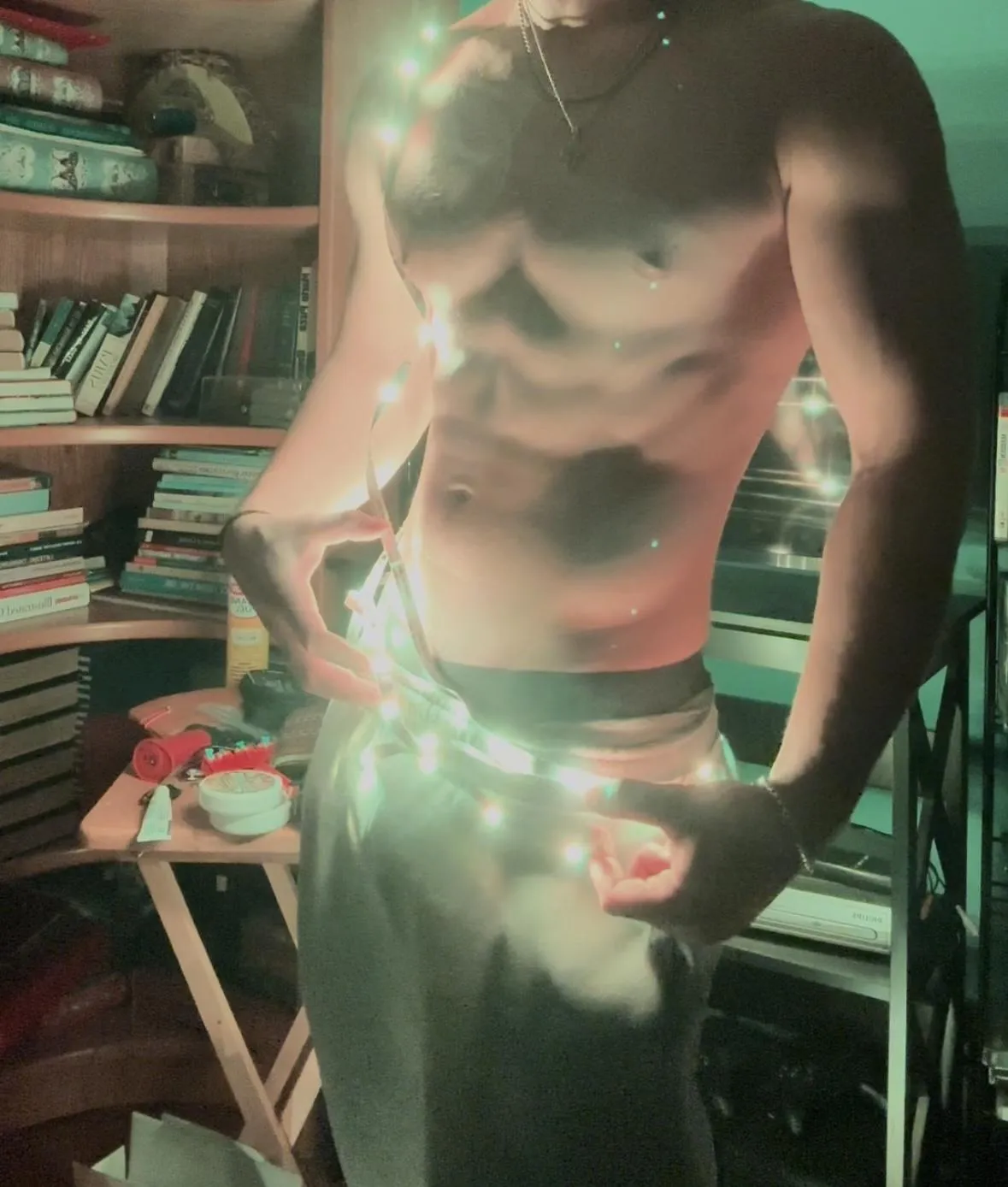 [18] Wish I had someone to help with lighting