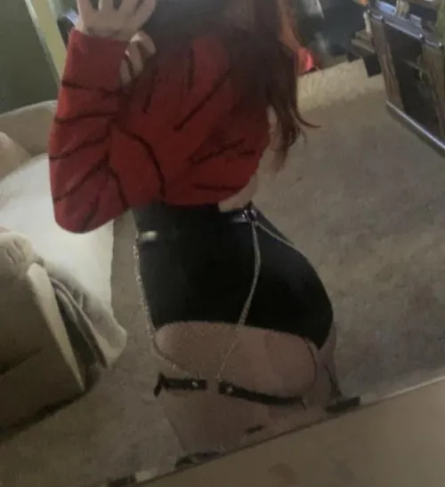 19F4M - Freshly pregnant & horny