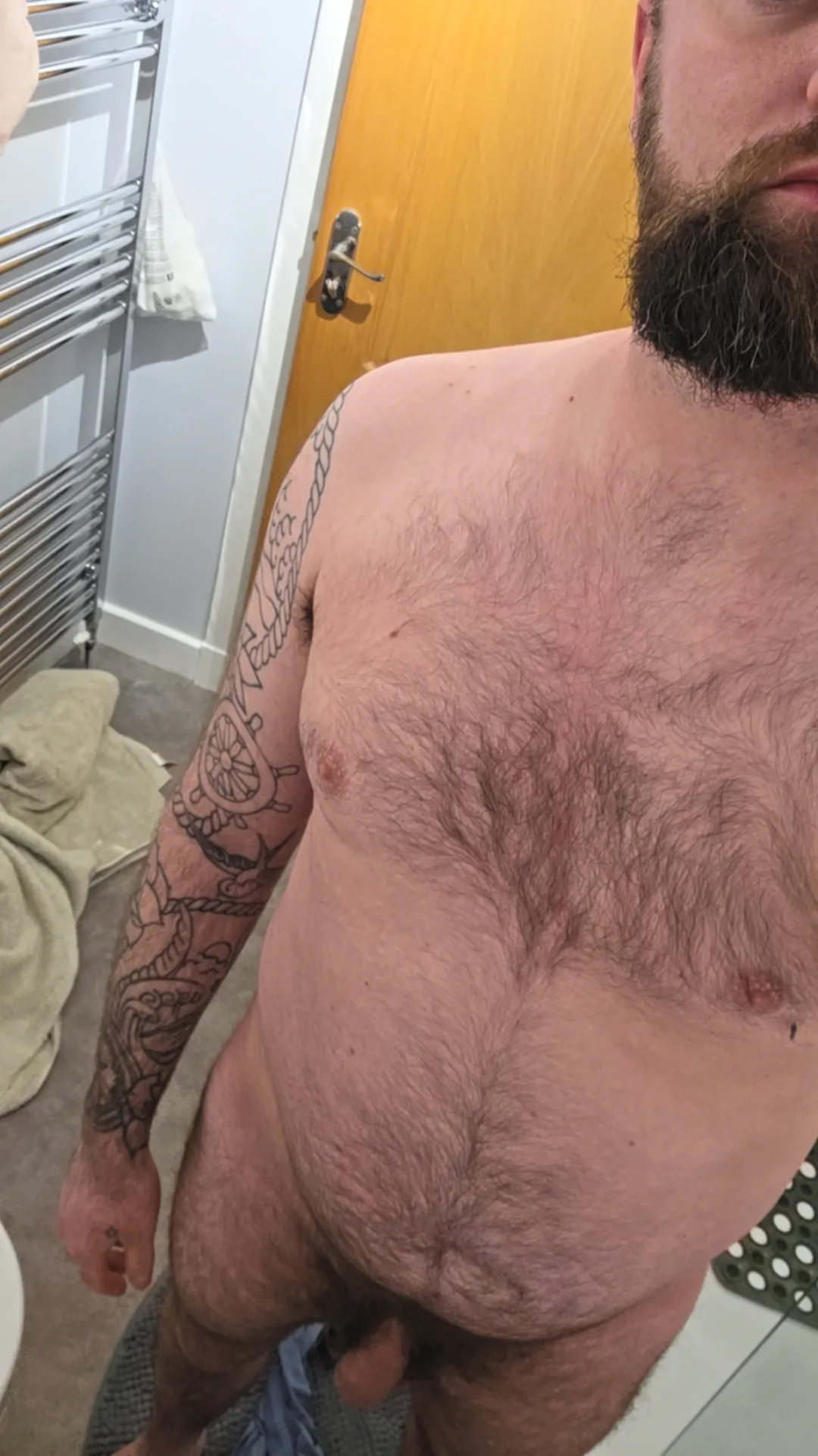 33. Scottish, any Chubs/Superchubs 350lbs(+++) dms open, snapchat, @funguy9221