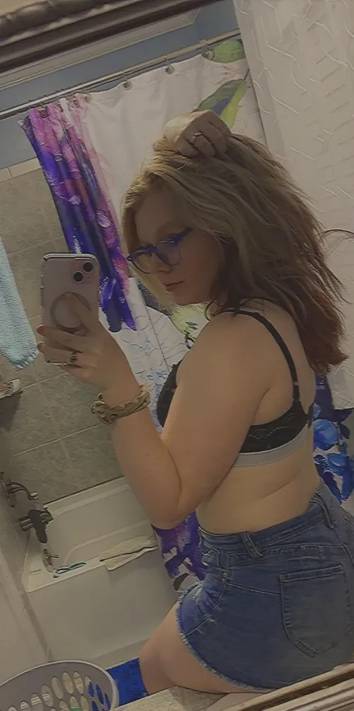 Am I the girl of your dreams?