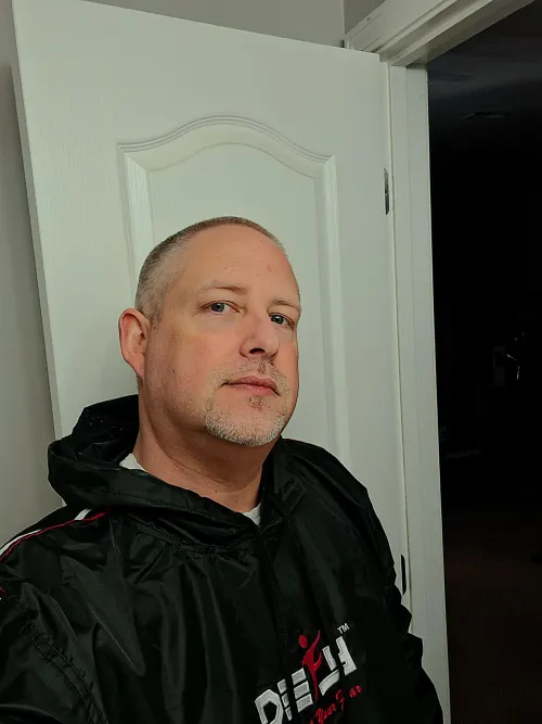 Any ladies free tonight?