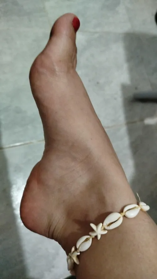 Aren't my feet cute? 🥰❤️