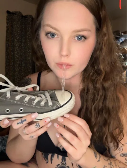 Imagine what else I could spit on 😈 (oc)