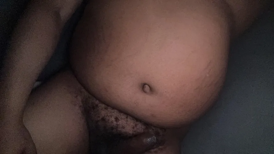 Man I wish I had a boyfriend who truly loved BIG Guys.. I get everyone has their own preferences though but fuck life is lonely as hell lol (26)