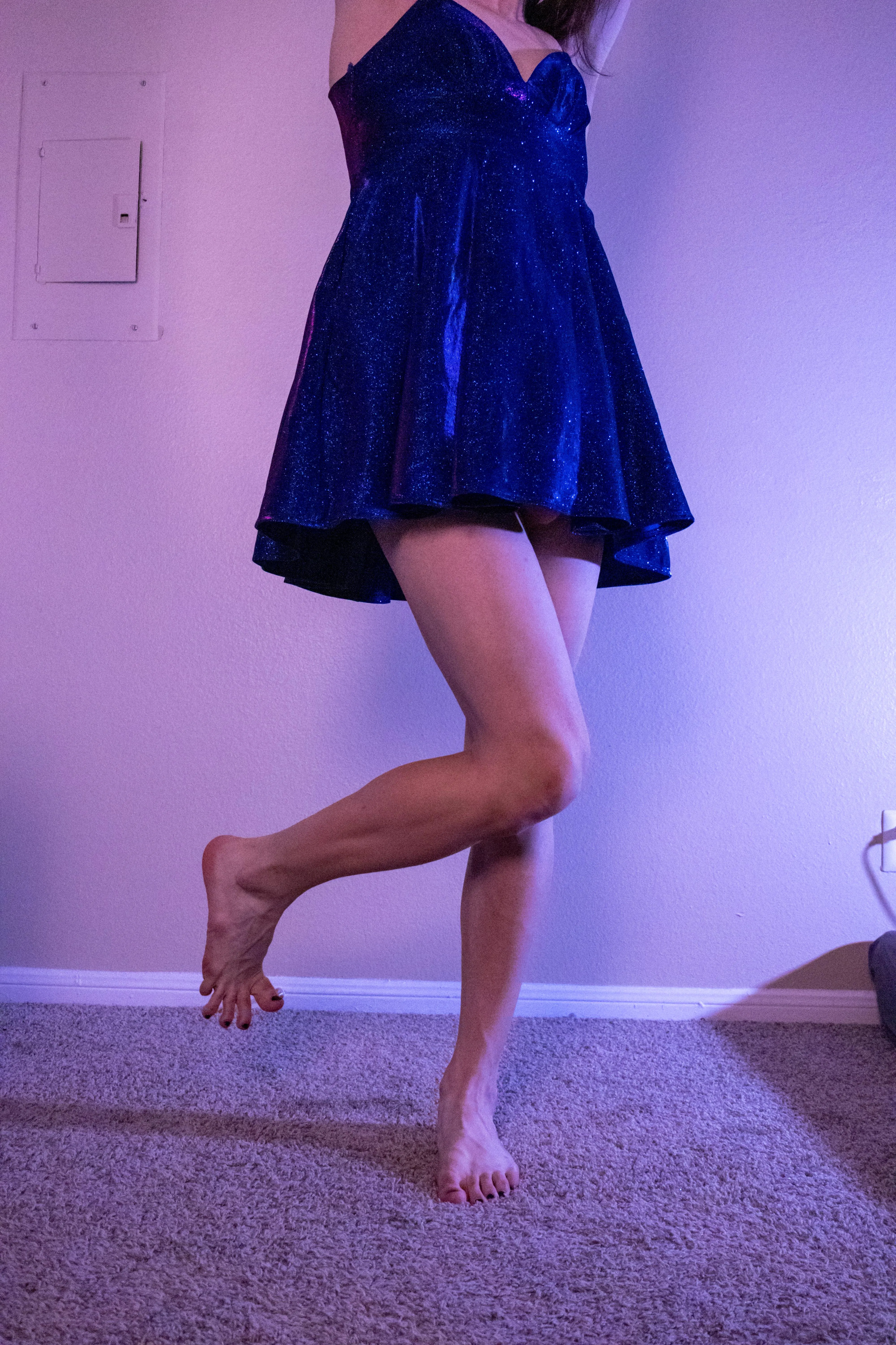 My dress might be a bit short but at least those toes are in full view 💕