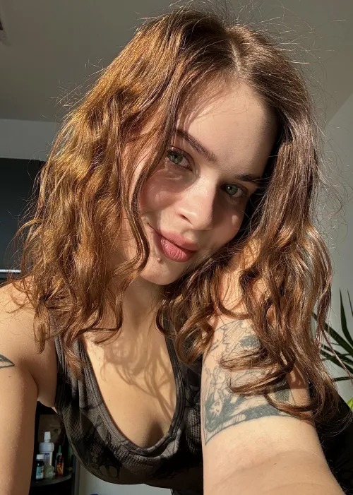 Perfect morning recipe: yoga and braless!