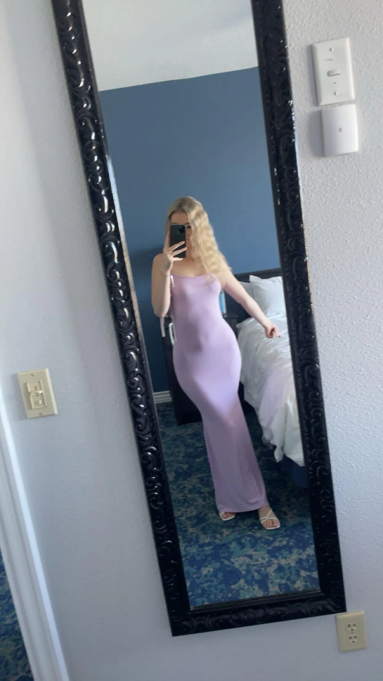 Selling 🦶 pics now😘🩷🍒🌶️ custom videos come see[oc]