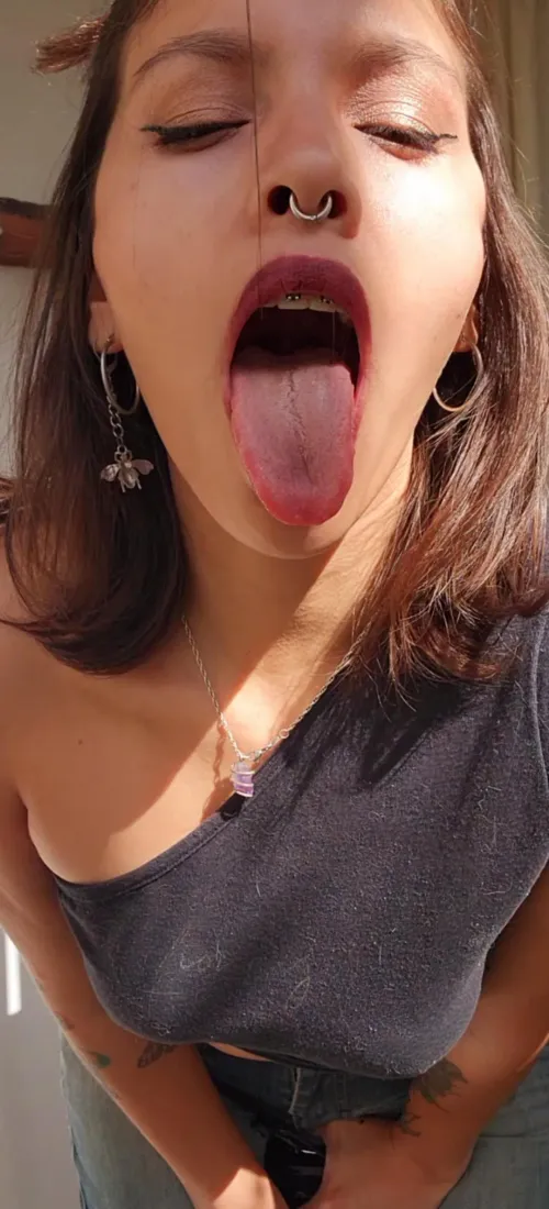 Take aim and shoot, i'm ready to catch it all