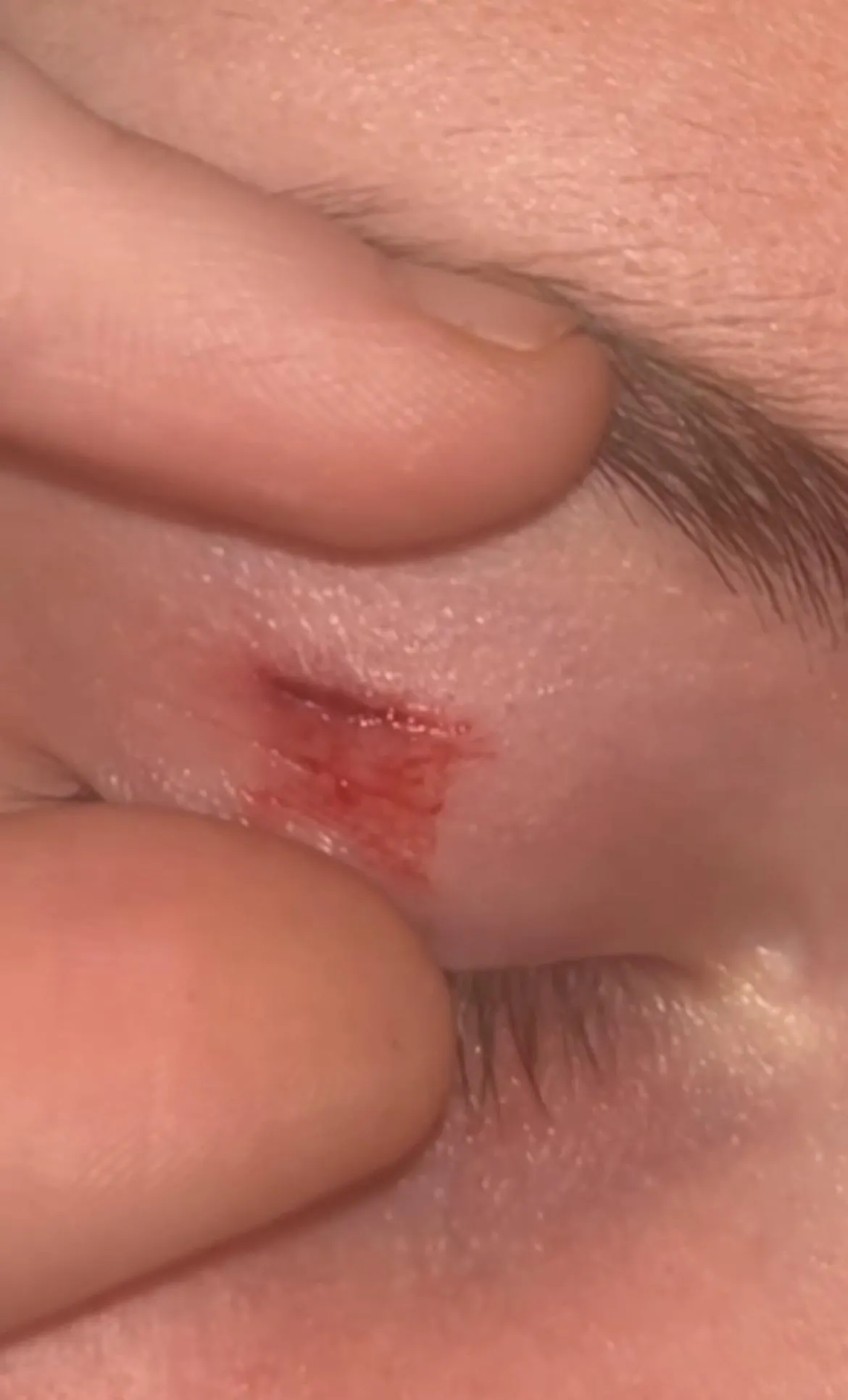 this literally just happened as i was scrolling through this subreddit🤣😭