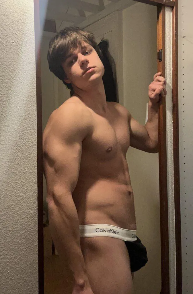 (20)Can I be your gym bro?