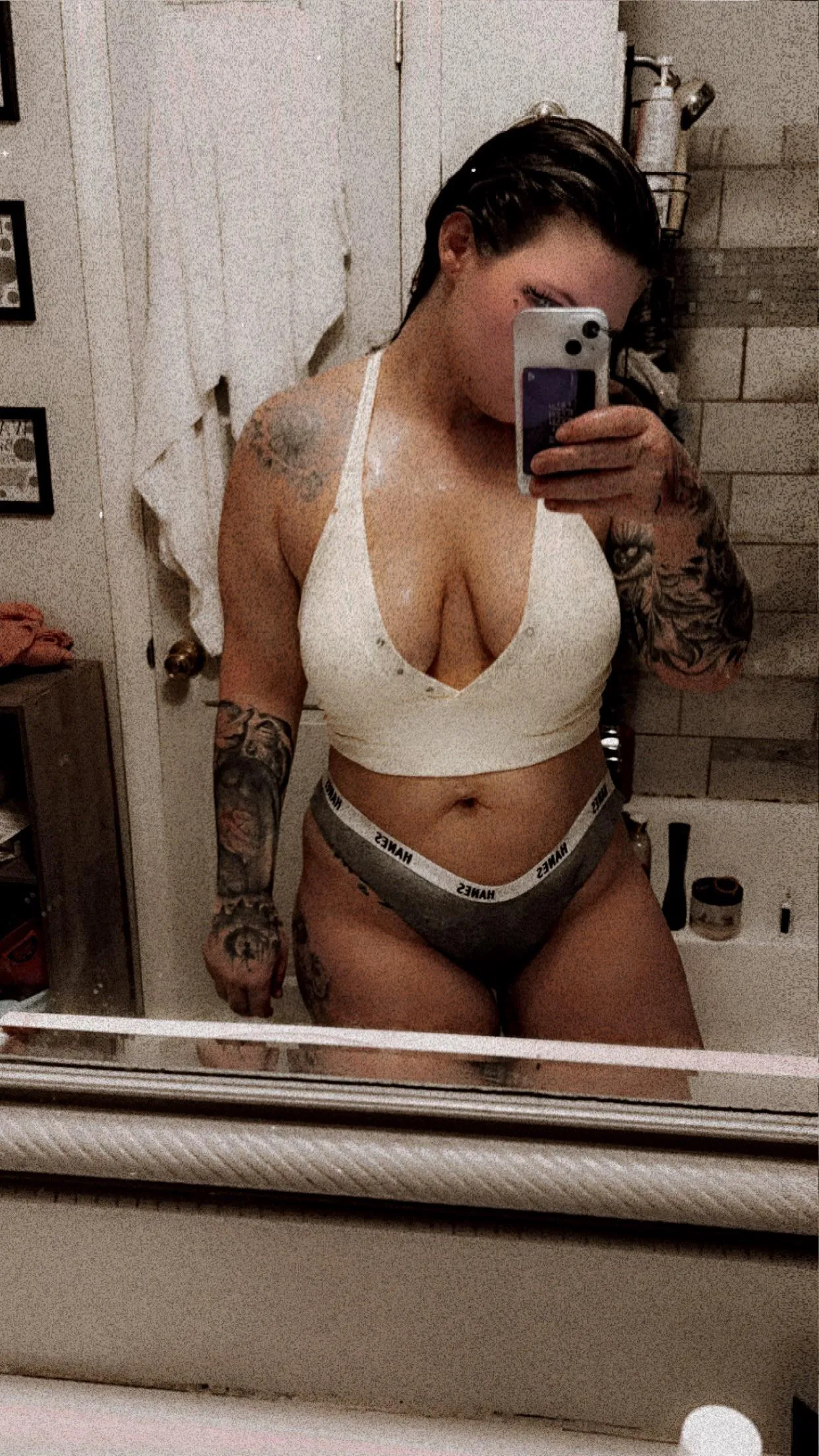 Anyone down to help me make content ? Info in bio