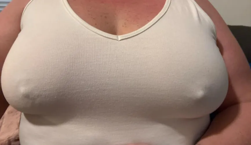 Couple looking for another couple or open male. Must be in or around 40s