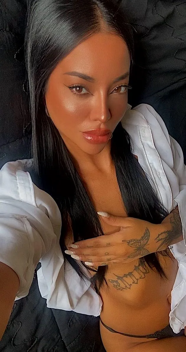 F20 I hope some bbc here available to cum me.