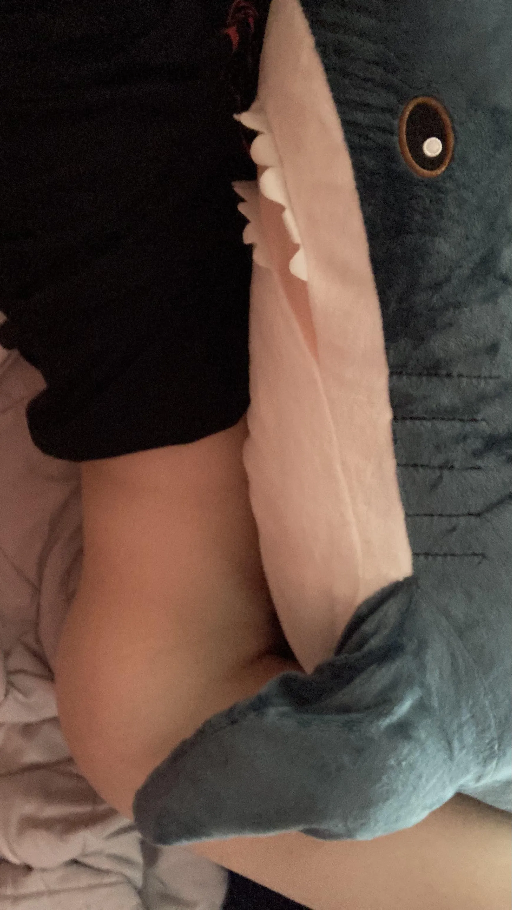 i love cuddling with her <3333