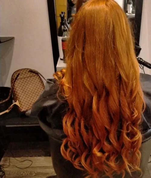 I never get my hair cut only styled 🩷🥵🤷‍♀️