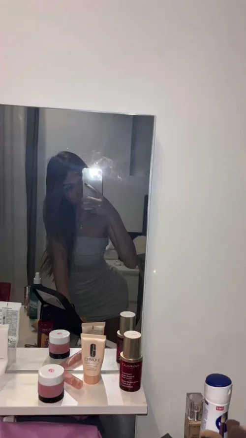 [W18] Verkaufe mich! Wenn du Bock hast, Upvote und DM! 😘