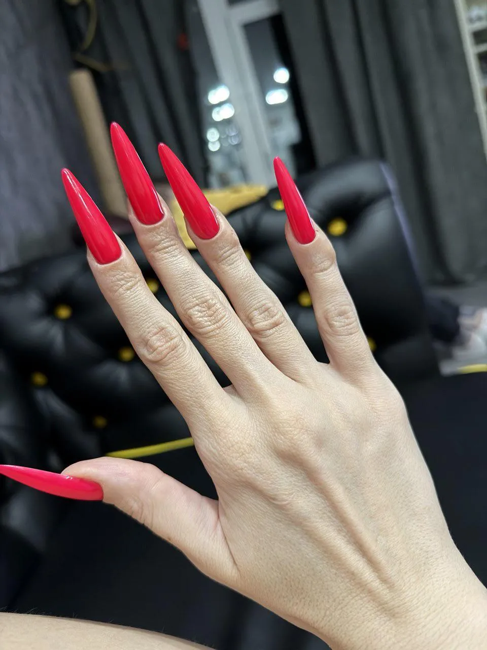 Worship my long nails