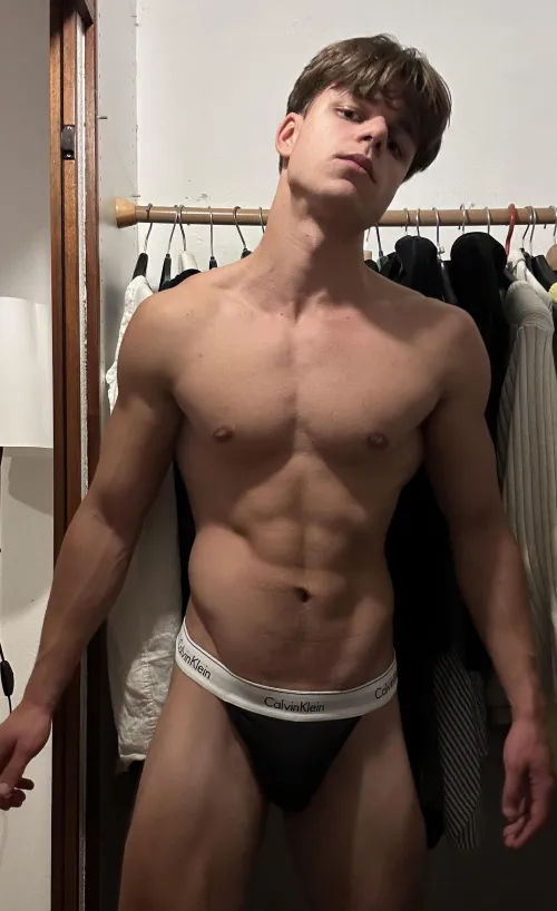 (20)Wanna taste my body?