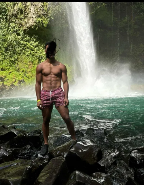 21 visiting from out of state looking to smok