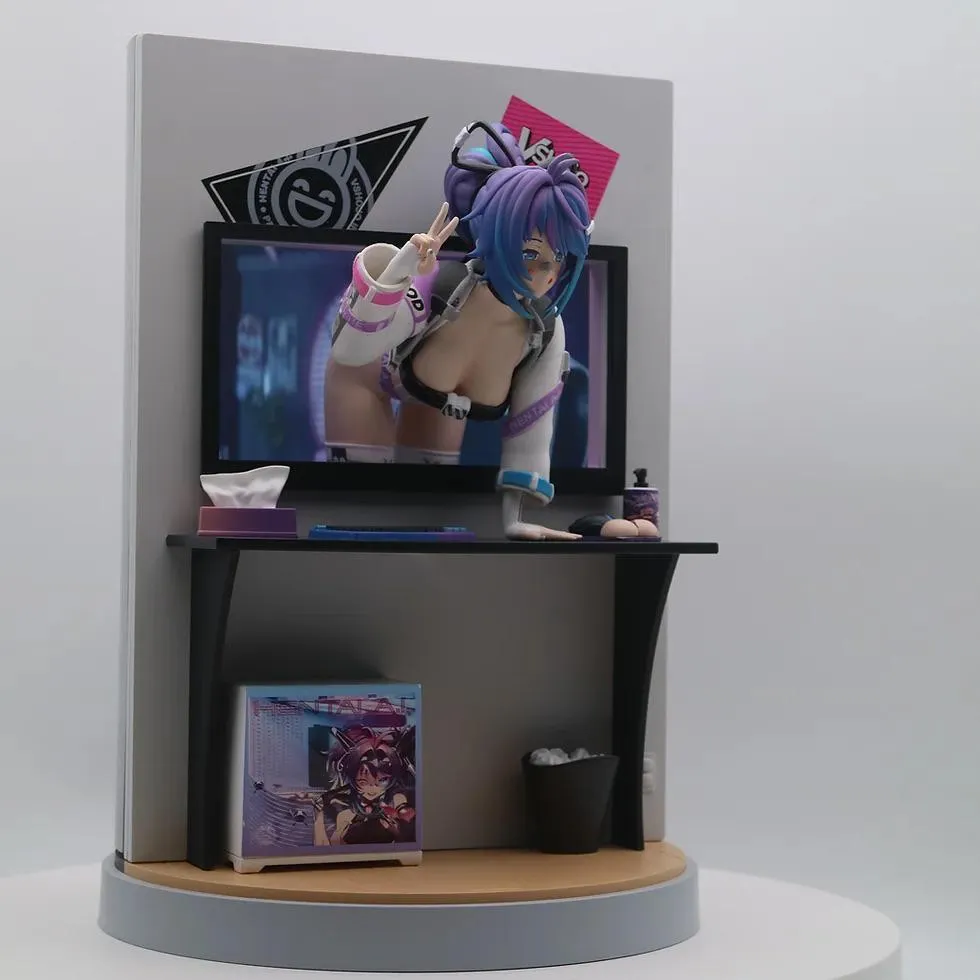 Anyone selling the Novel Horizons Figure