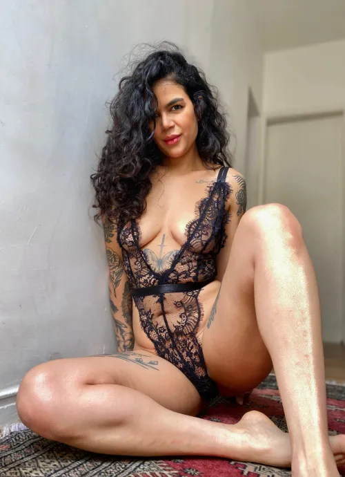 Black lace always makes me feel naughtier