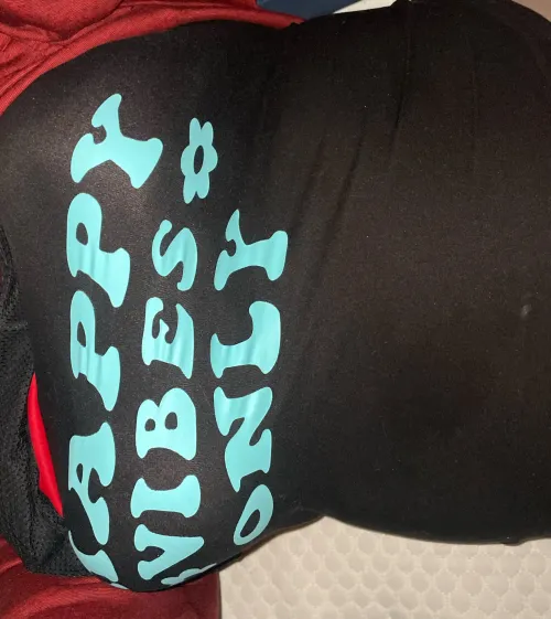 Come play with my titties