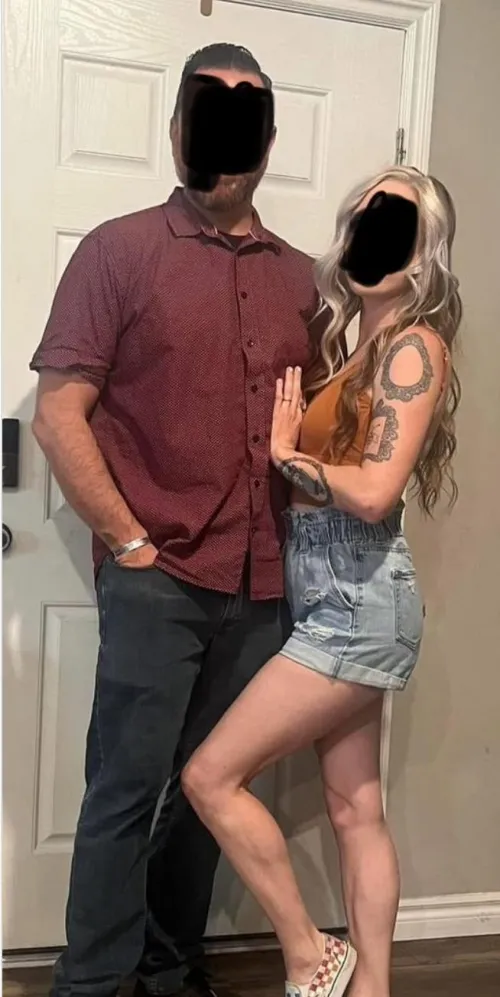 [Discussion][37/40][MF4F/MF][Las Vegas] Couple new to the LS. Looking to play while we watch another couple or single lady over video. Maybe that can lead to more.