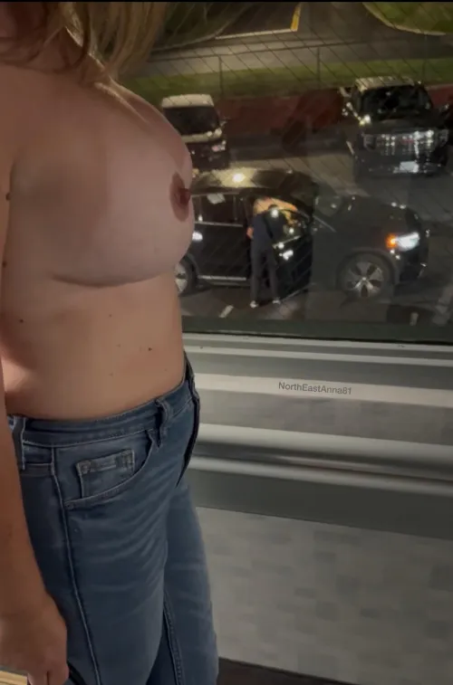 I’m in a hotel again this weekend. Pay attention while unloading your cars people!!!