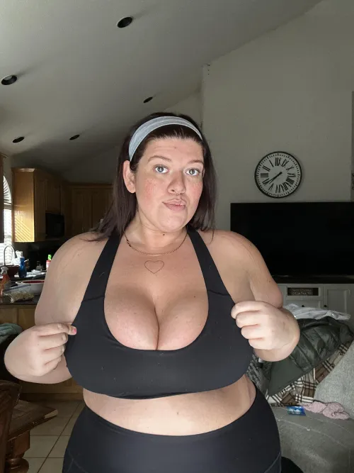 Invited here so just hopping on to say hi!