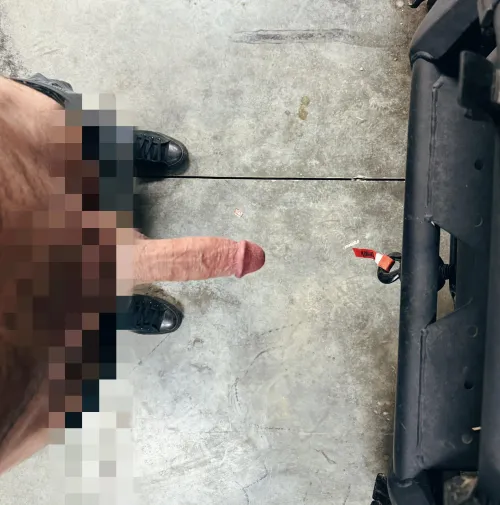 Late-night garage thoughts…. ONLY interested in females! Single, married, mature, etc….