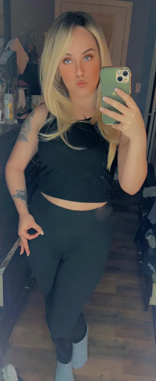 Oof caught ya! Payup loser 😜