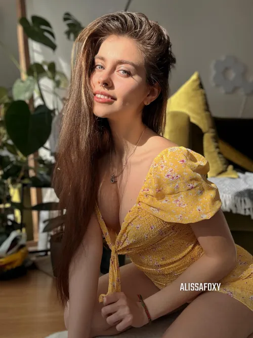 Summer dresses: light, breezy, and oh-so-accessible