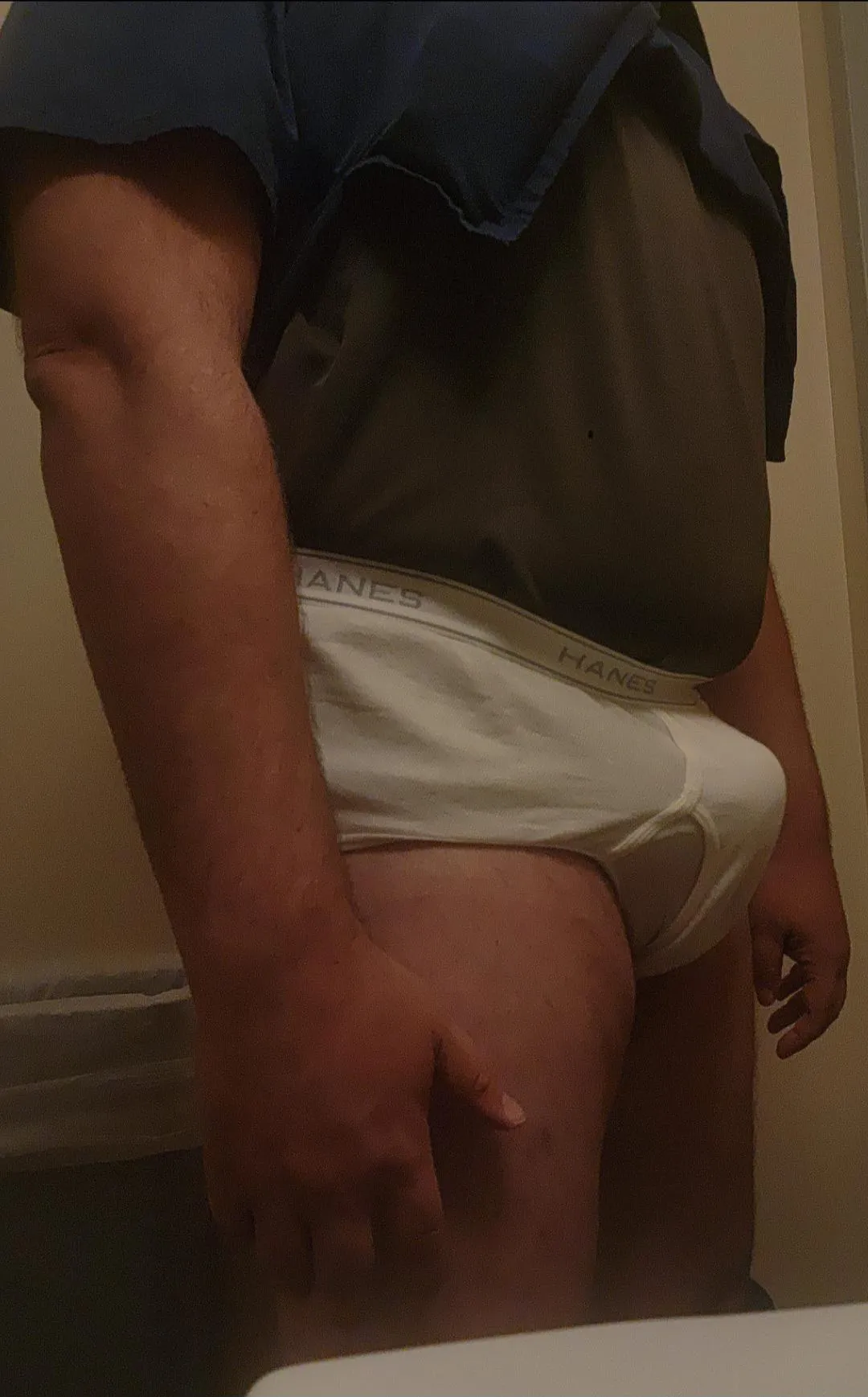 Sunday Hanesday at work