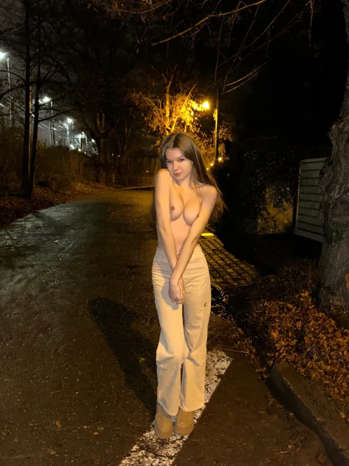 The evening and the street is the perfect place for photos like these