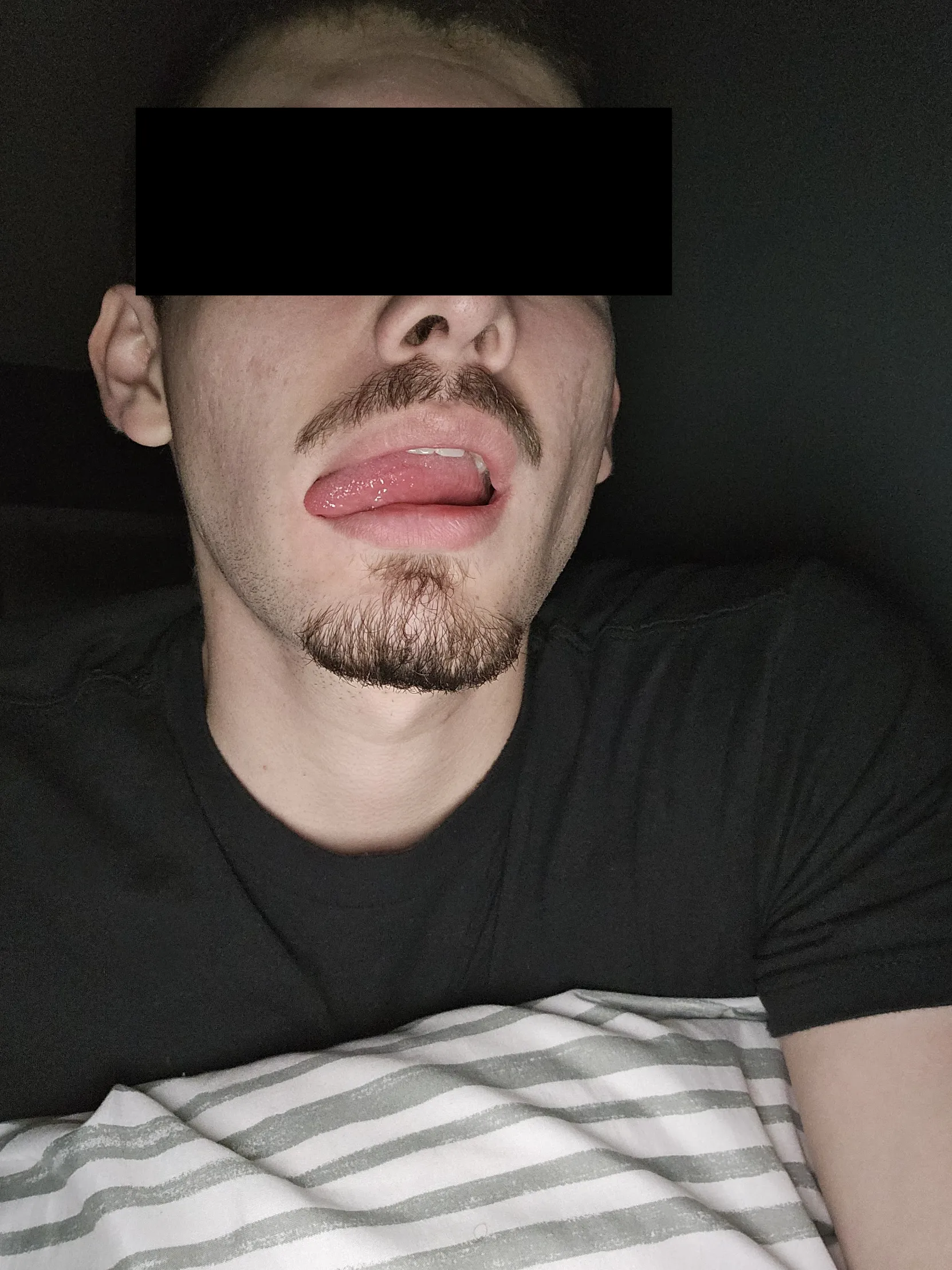 23 [M4F] #Davie - Any ladies interested in sexless meets where I suck, lick and grab your titties?