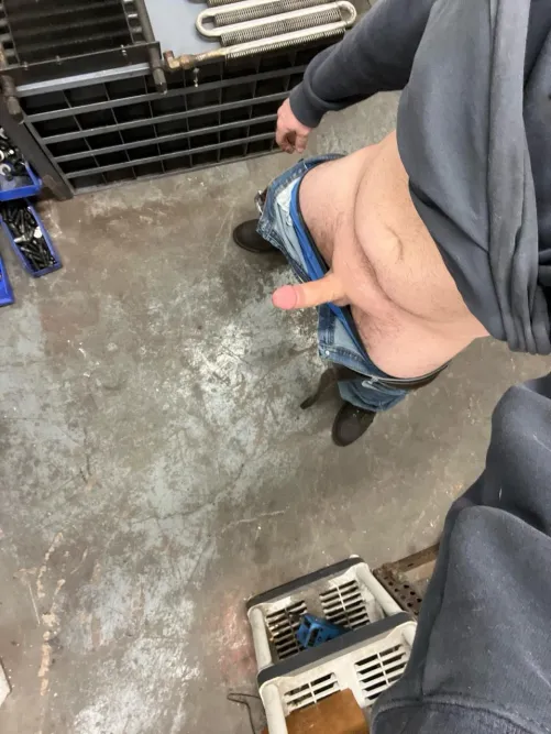 37 m4f Algonquin area looking to get my bwc drained for my birthday