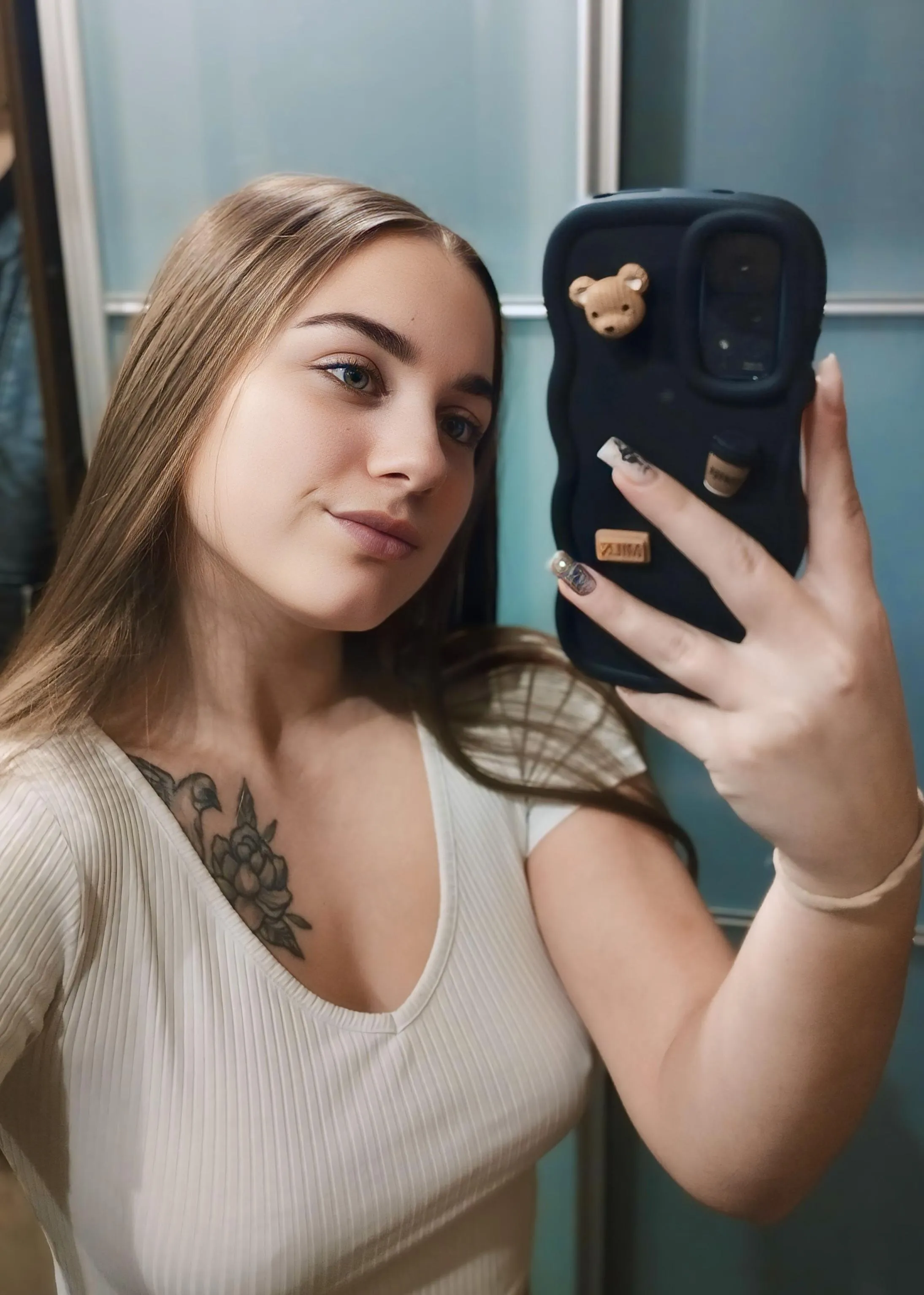 Being at home braless has become a habit… Is that a good thing?