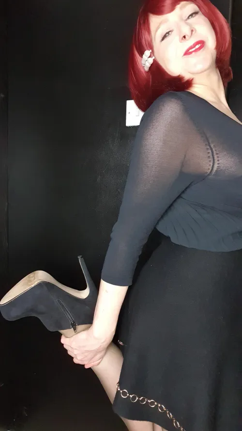 Darling, it makes me happy when you spoil me like that 💋