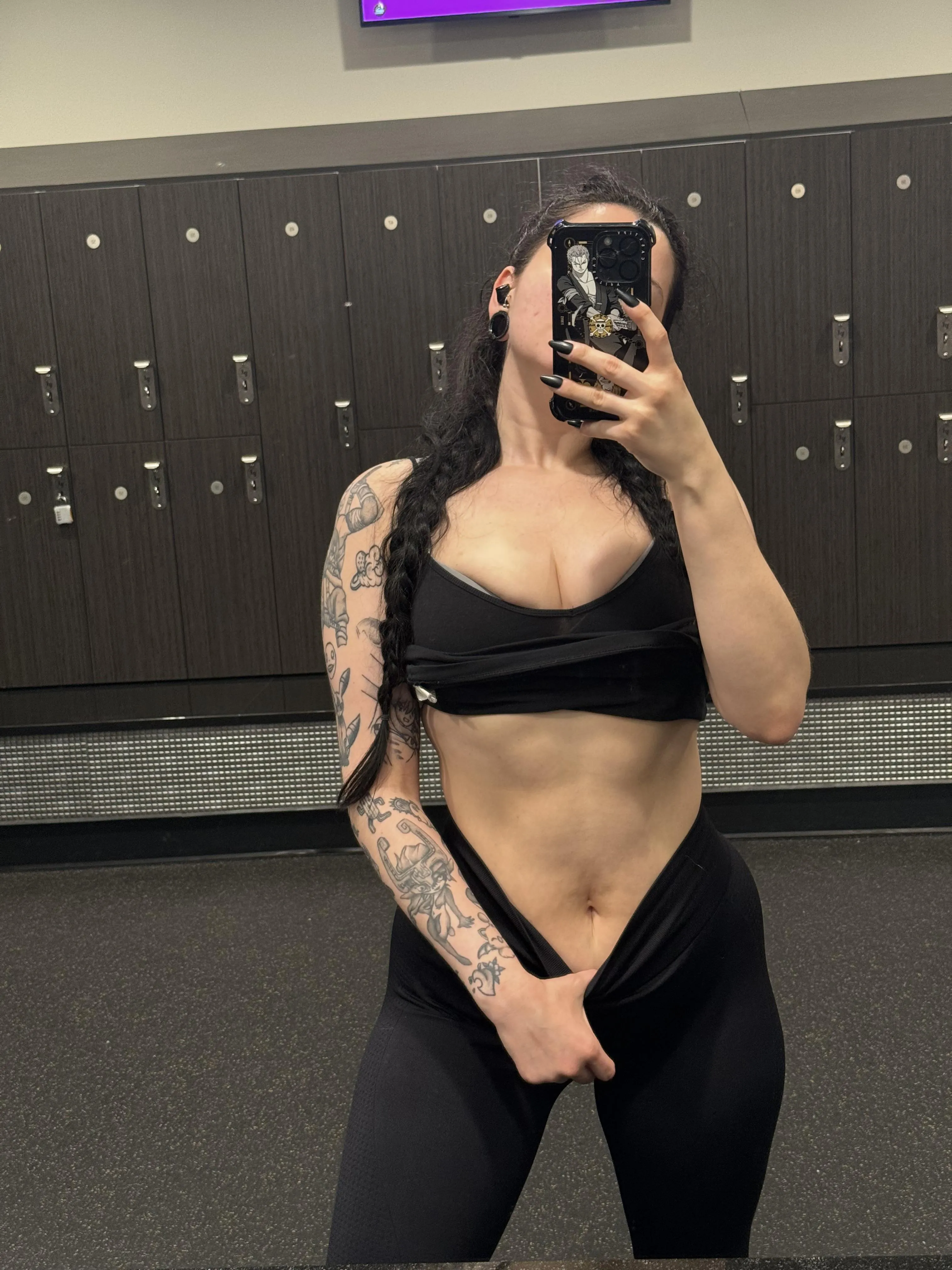 Giving you the chance to make your fantasy come true🤤