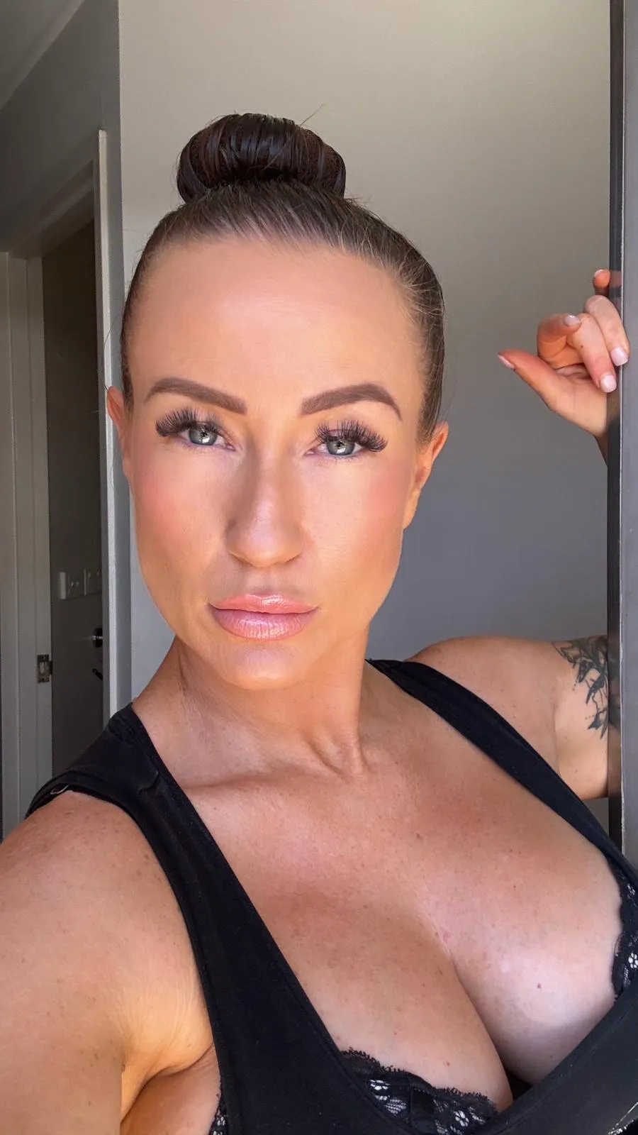 Milf YOU'D like to fuck
