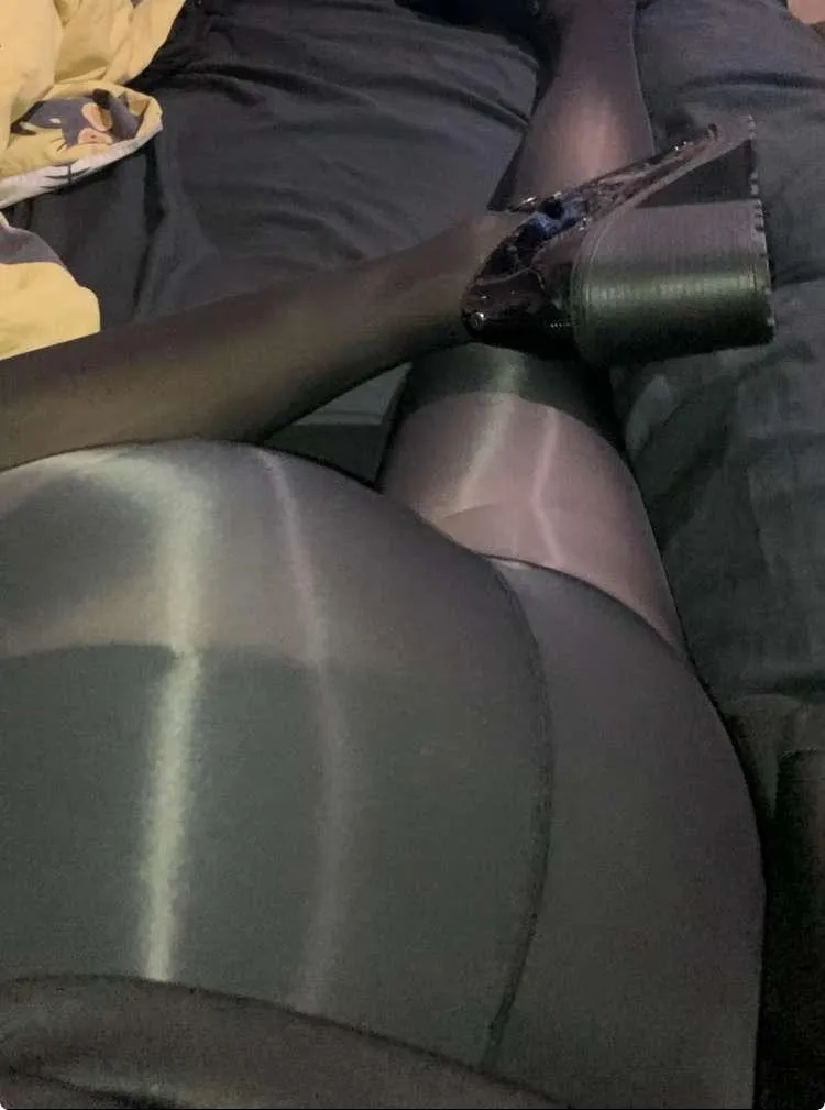 my favorite pantyhose <3