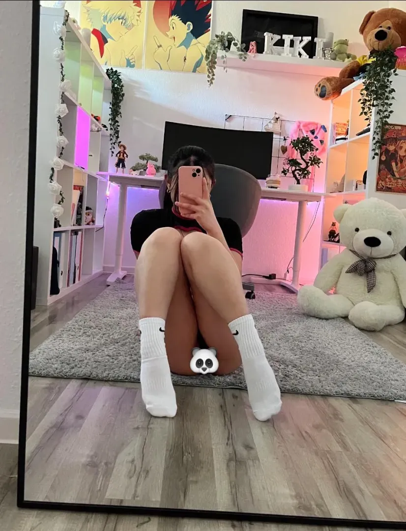 Ready to cuddle :3