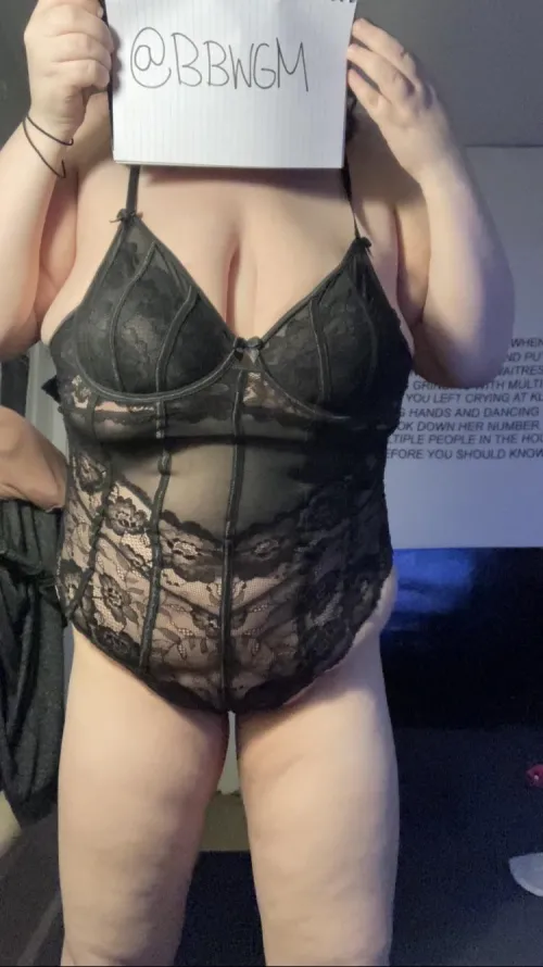 sext sessions available ♥️ (no face or toys to use, live pics/vids)