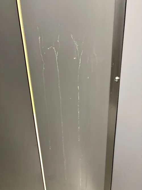 32 Cum wall at the Bellevue library