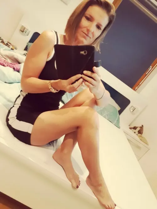 Frisch geschiedene W42 wollte sich nur mal vorstellen :)