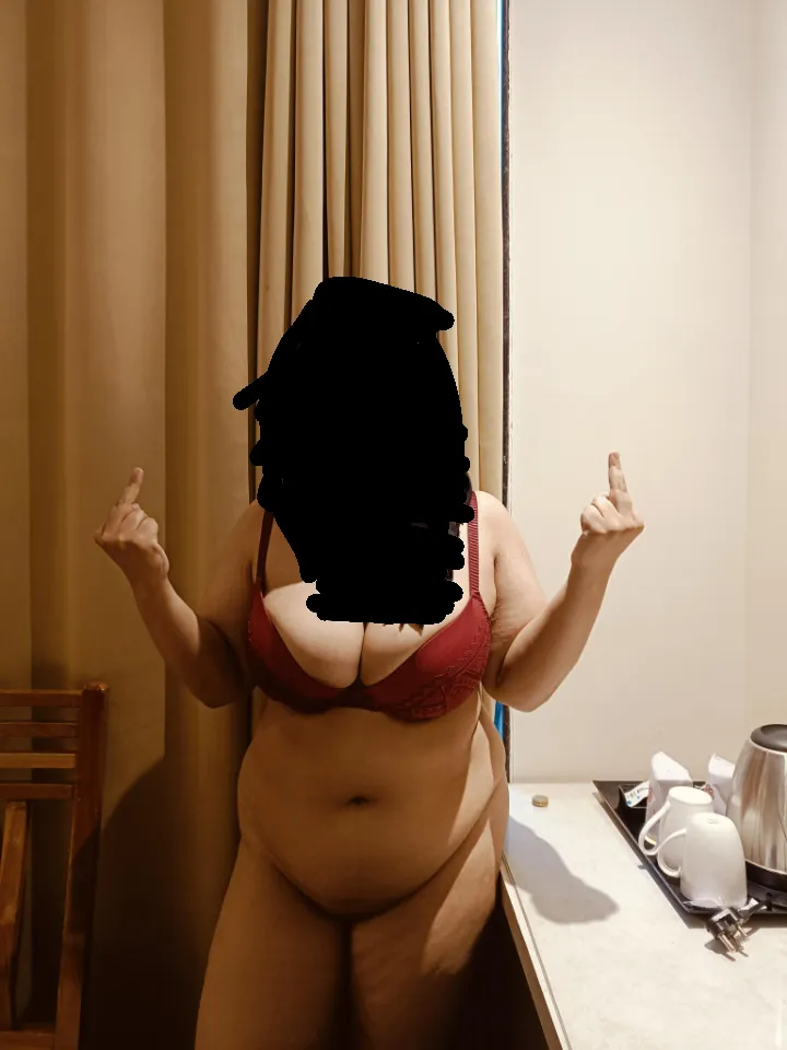 GF is looking for her first F4F