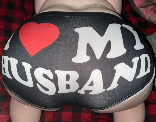 Happy Hump Day From The QC!  (40F)