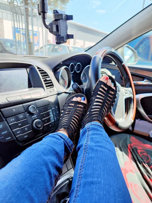 Hot sandals with rainbow nails