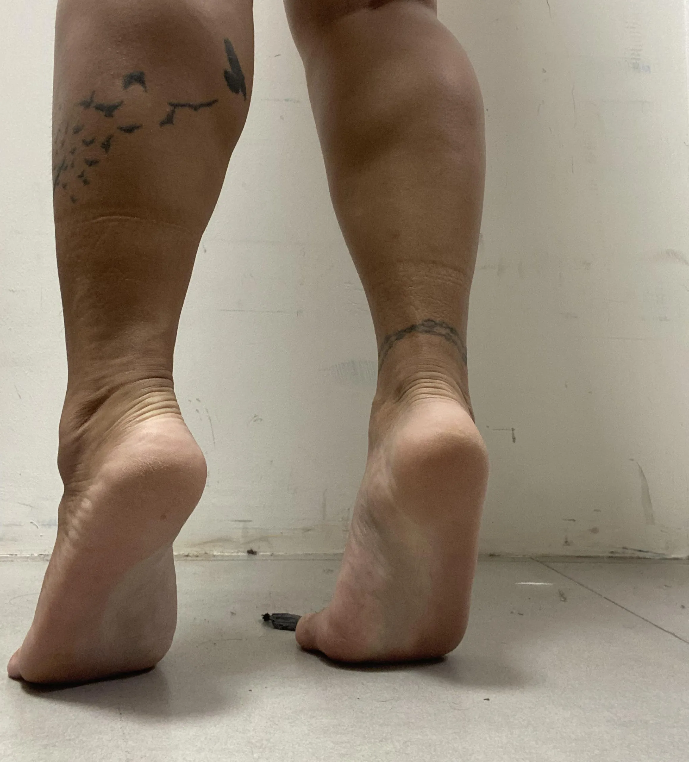 I am the owner of your dreams and the feet are the entrance