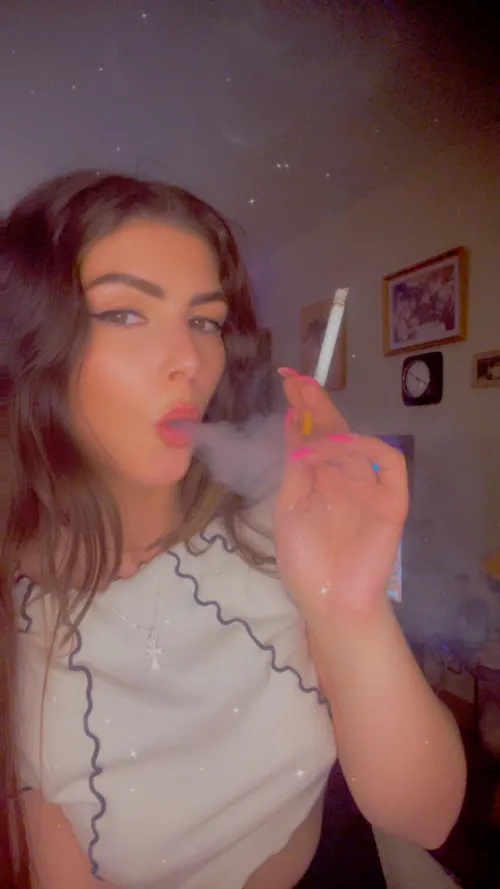 I exhale & your bank balance disappears 🤷‍♀️